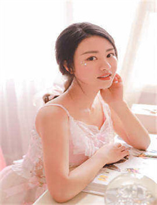 《新娘跟妆视频》
