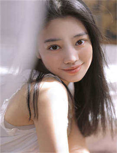 《她 1935》